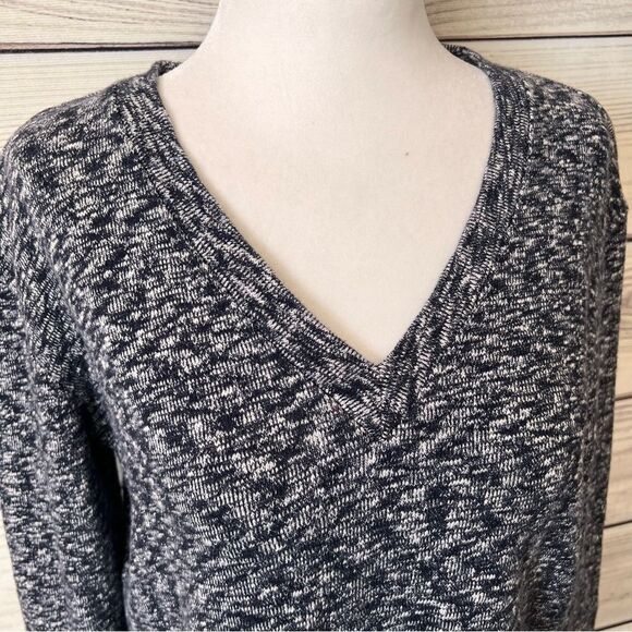 Loft Lou & Grey Black Marled V Neck Sweater - Picture 2 of 7